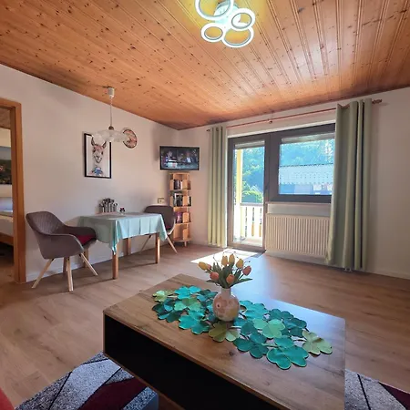 Appartement Kleines Waldglueck In Der Fraenkischen Schweiz